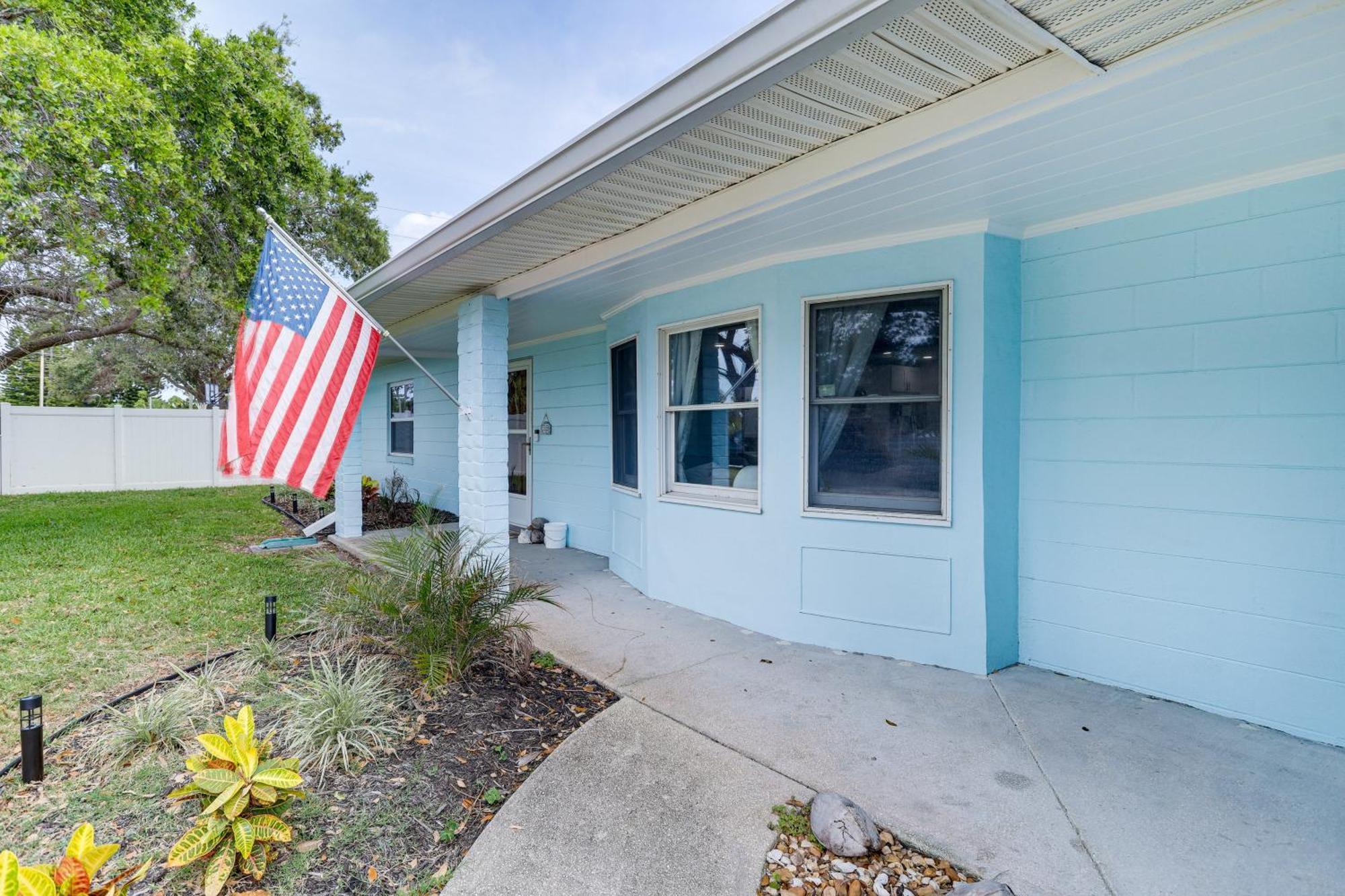 Pet-Friendly Cocoa Beach Home Walk To Beach! Exteriér fotografie