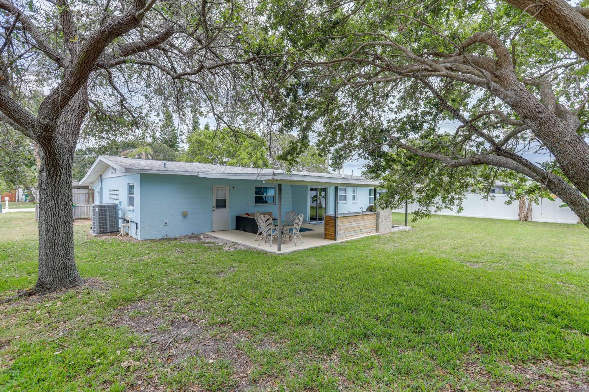 Pet-Friendly Cocoa Beach Home Walk To Beach! Exteriér fotografie