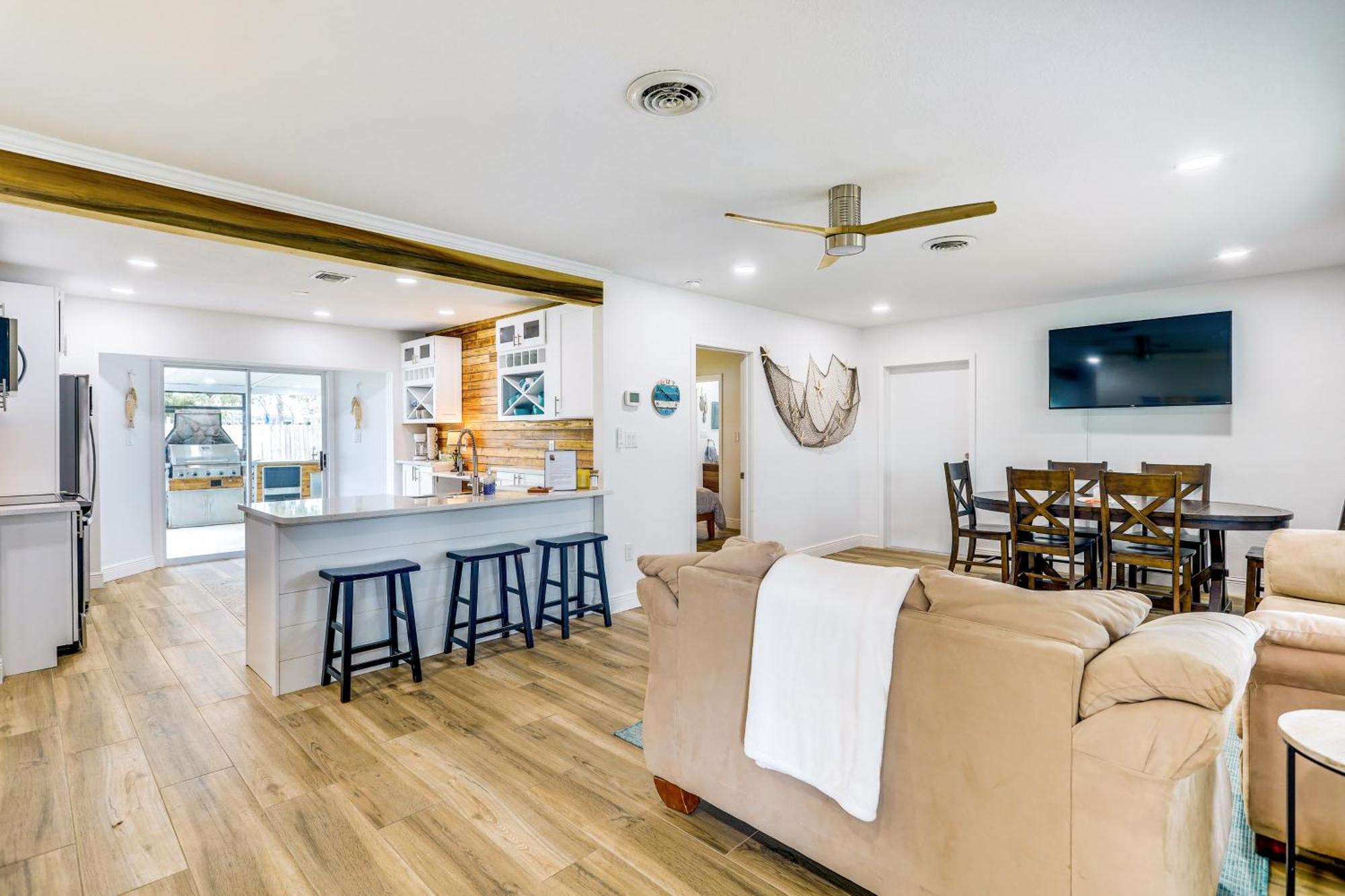 Pet-Friendly Cocoa Beach Home Walk To Beach! Exteriér fotografie
