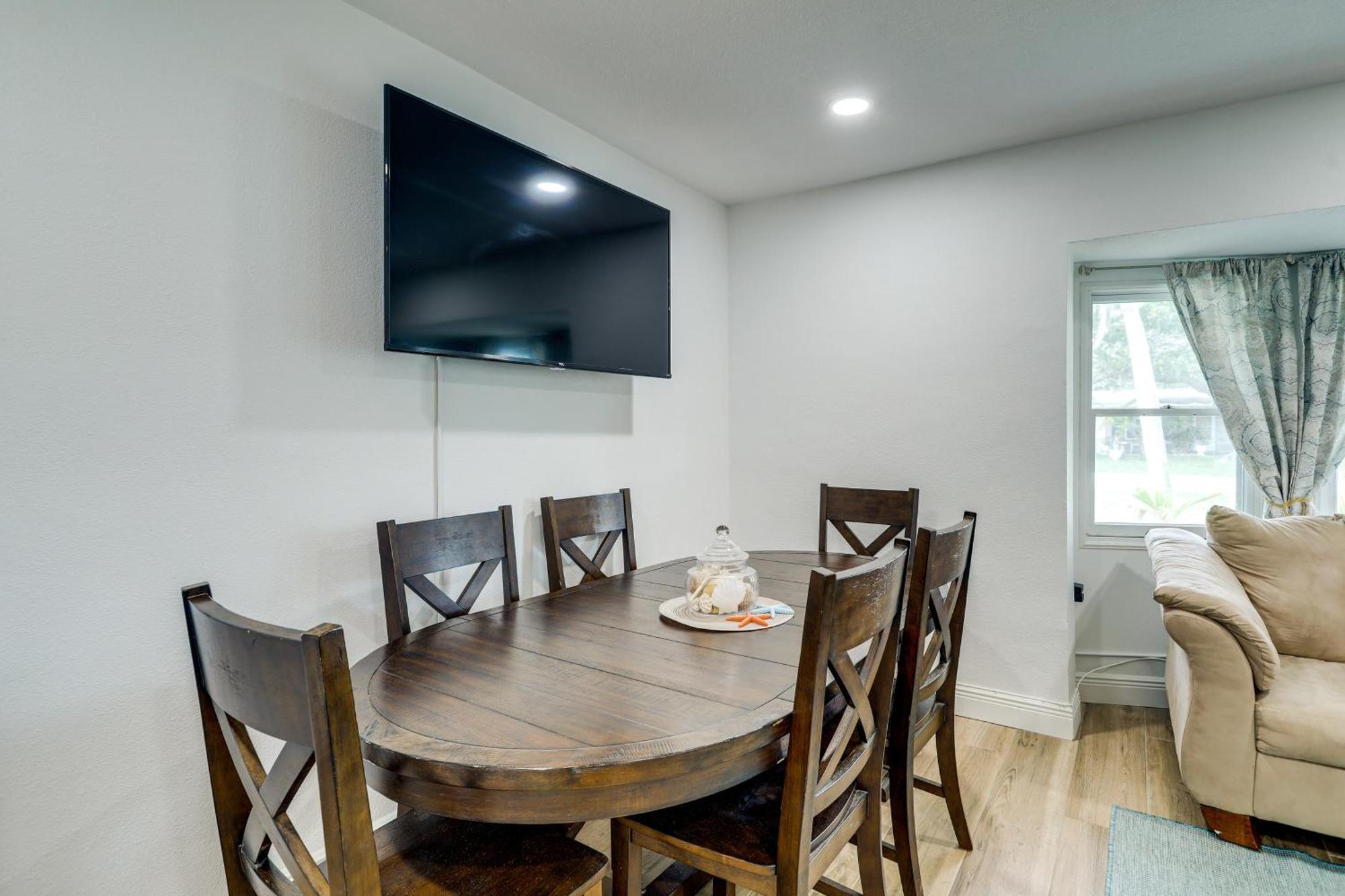 Pet-Friendly Cocoa Beach Home Walk To Beach! Exteriér fotografie